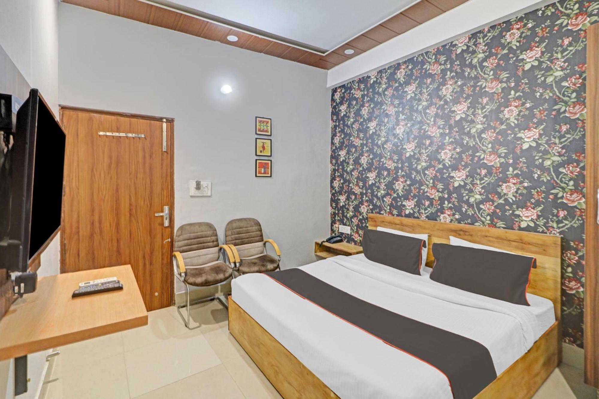 Hotel O Star Ki New Delhi Extérieur photo