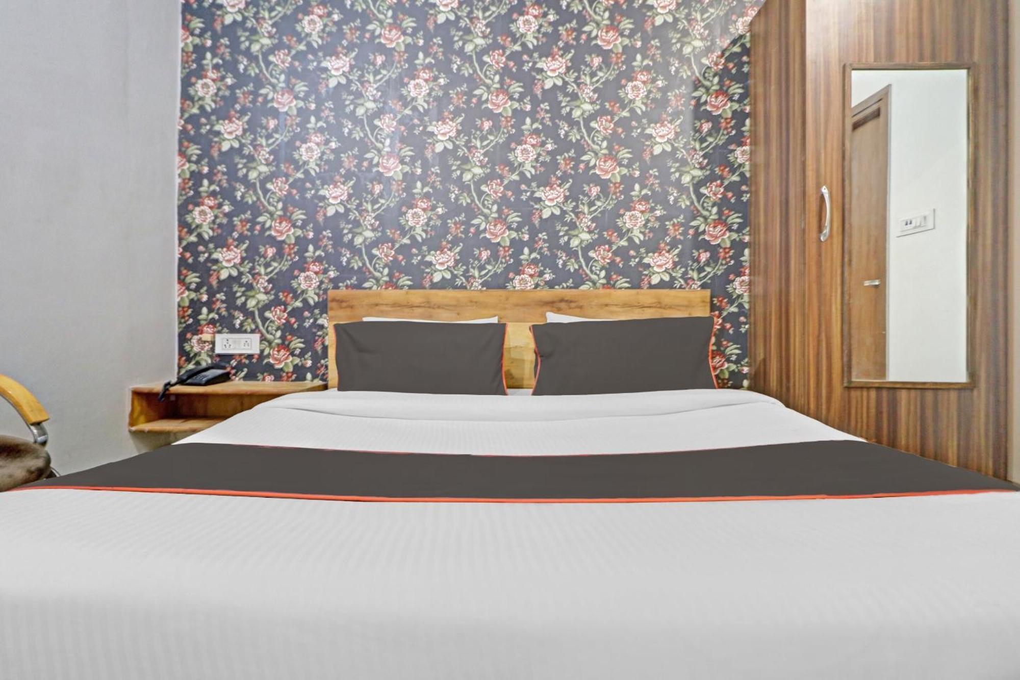 Hotel O Star Ki New Delhi Extérieur photo